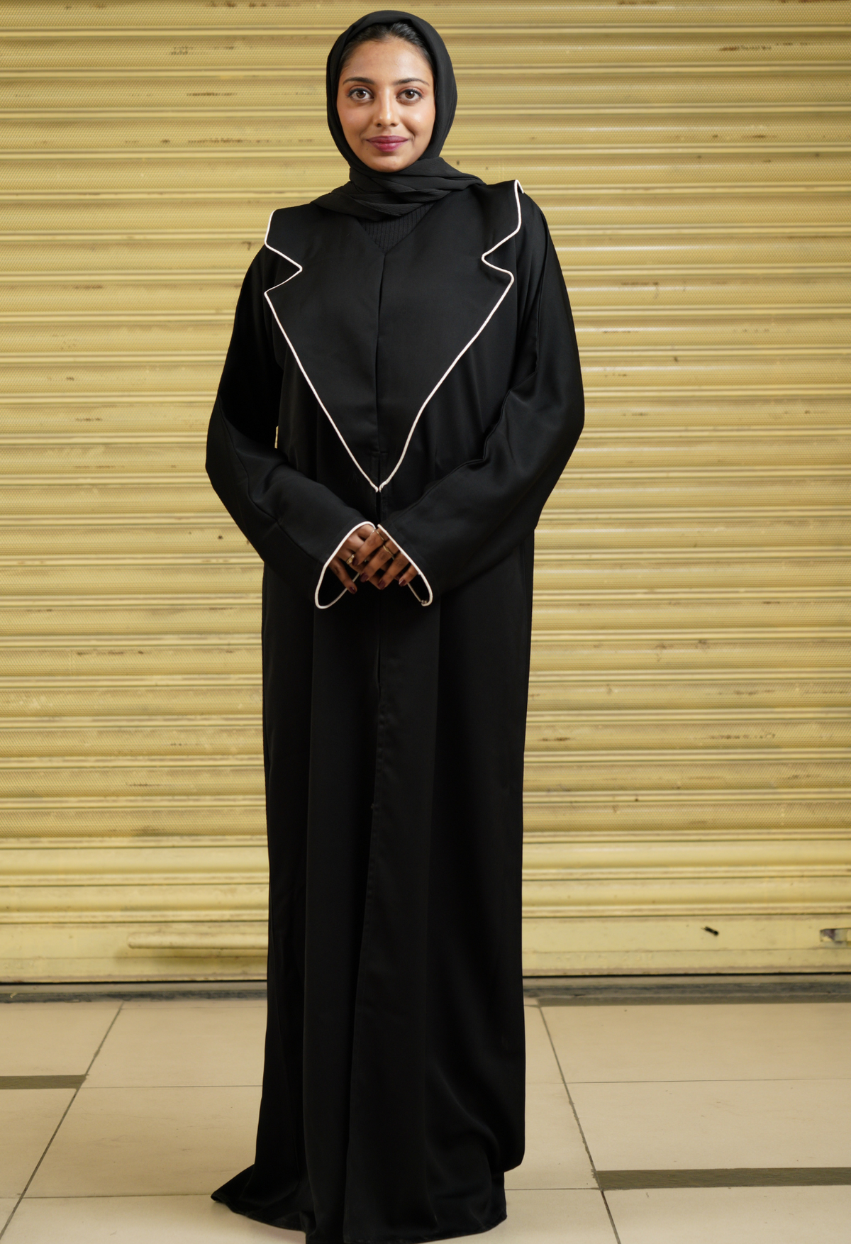 Black Front Open Abaya With Suited Lapel